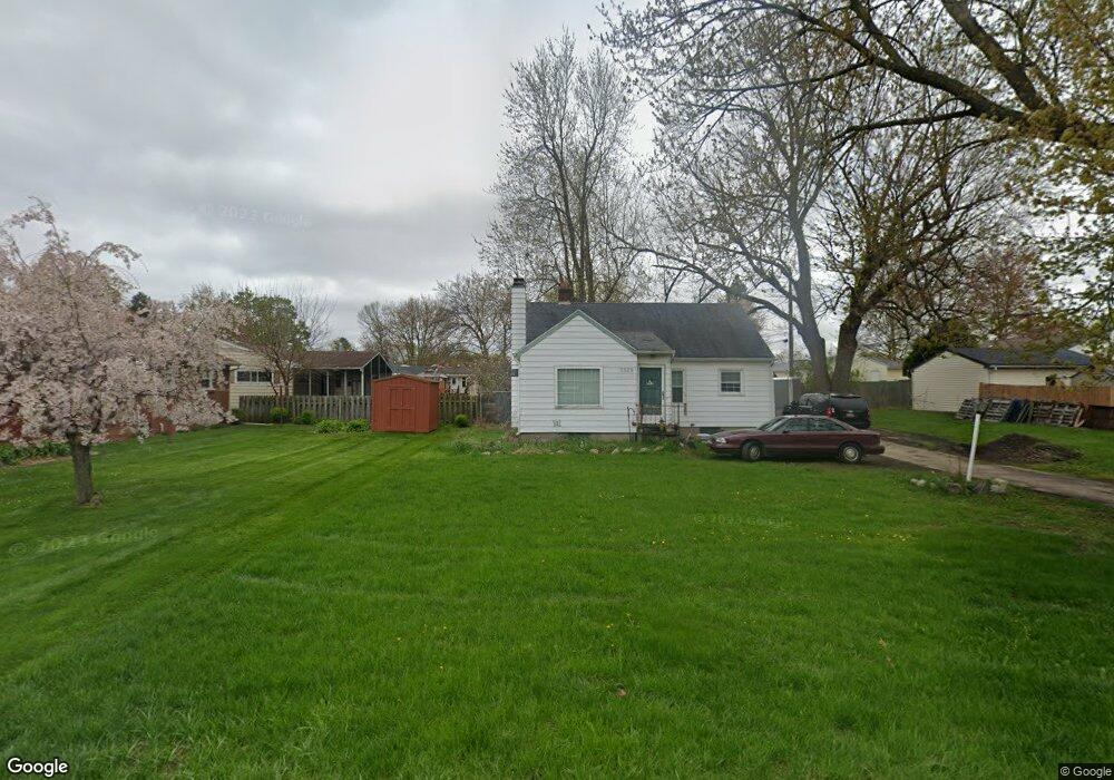 3329 W Willow St, Lansing, MI 48917 - photo 1