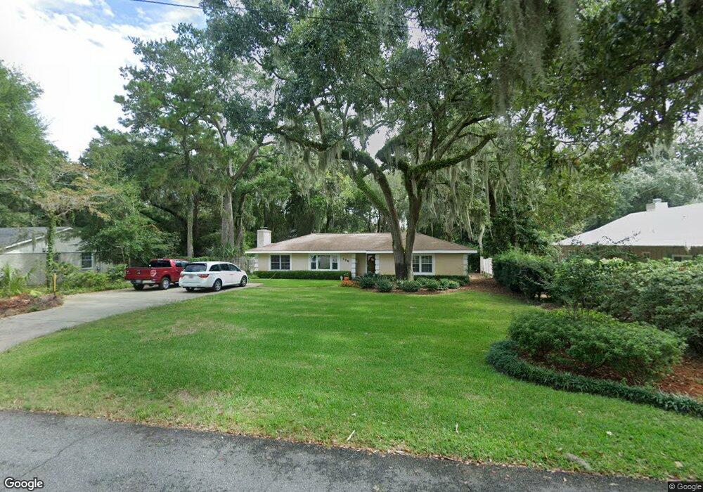 106 Peachtree St, Saint Simons Island, GA 31522 - photo 1