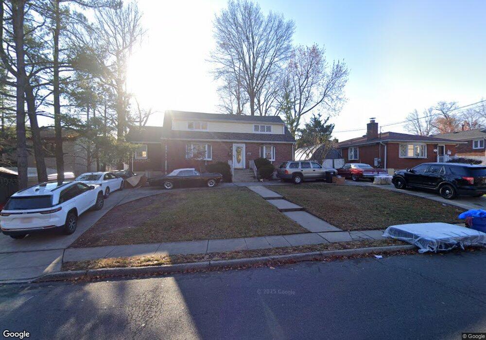 5370 Amboy Rd, Staten Island, NY 10312 - photo 1