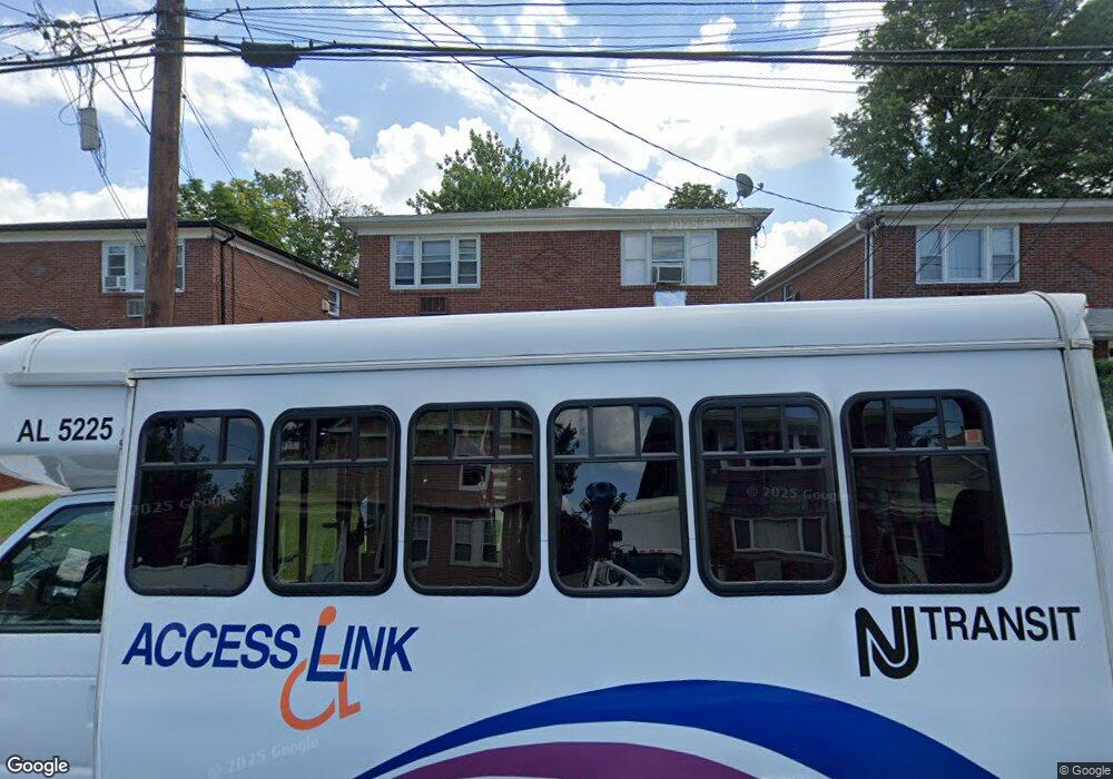 550 Union St unit 2, Linden, NJ 07036 - photo 1