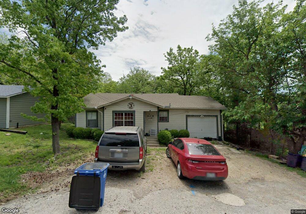 609 W Freeman St, Ennis, TX 75119 - photo 1