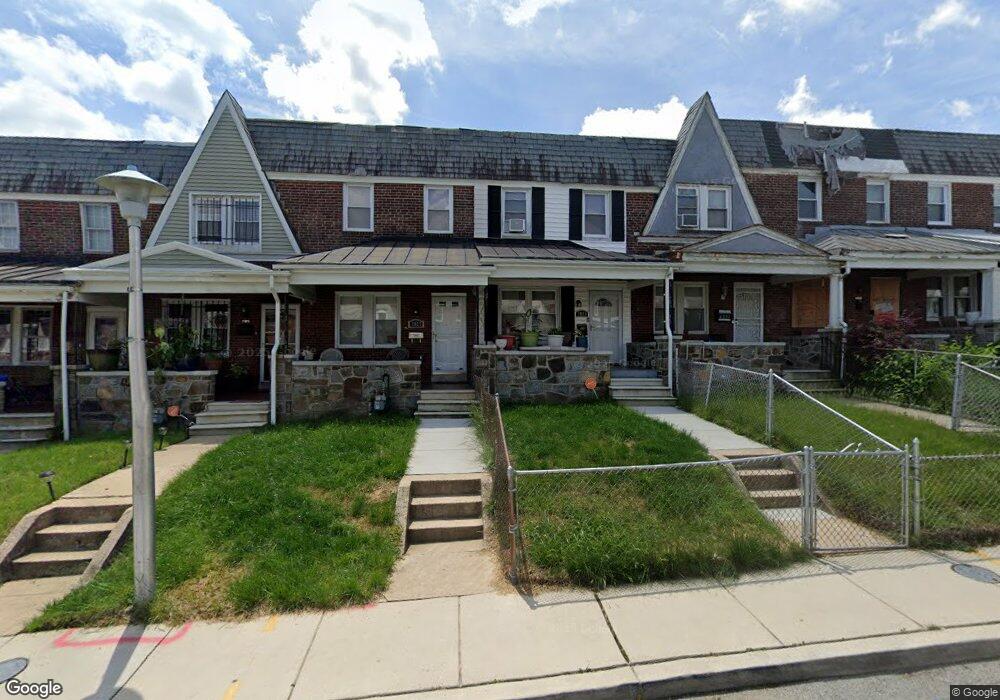 3929 Woodridge Rd, Baltimore, MD 21229 - photo 1