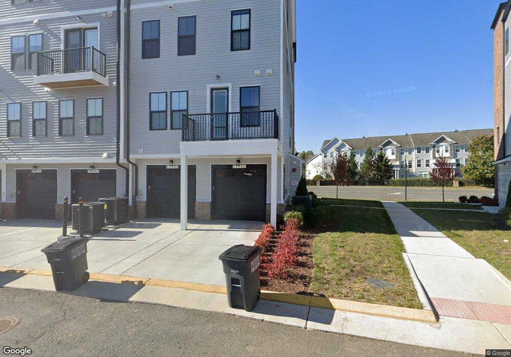 43384 Farringdon Square, Ashburn, VA 20148 - photo 1