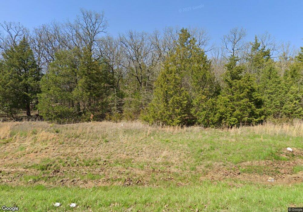 10 W Willoughby Rd, Fayetteville, AR 72701 - photo 1