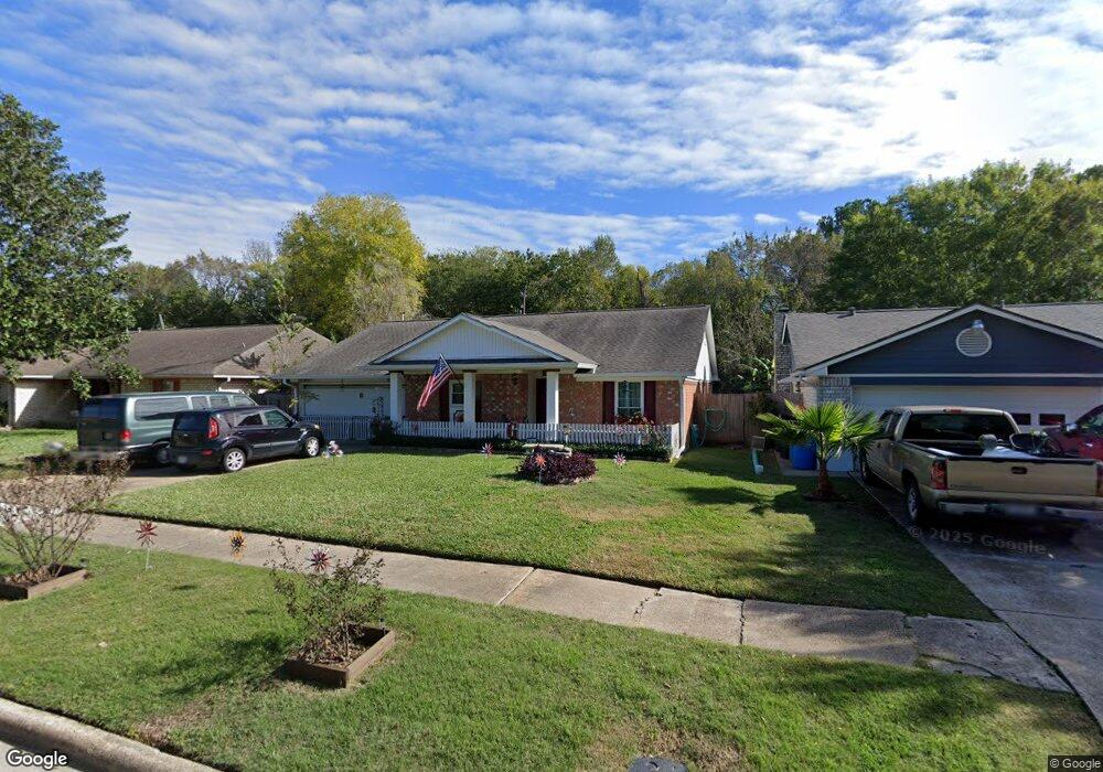 7602 Ashmole Ln, Houston, TX 77088 - photo 1