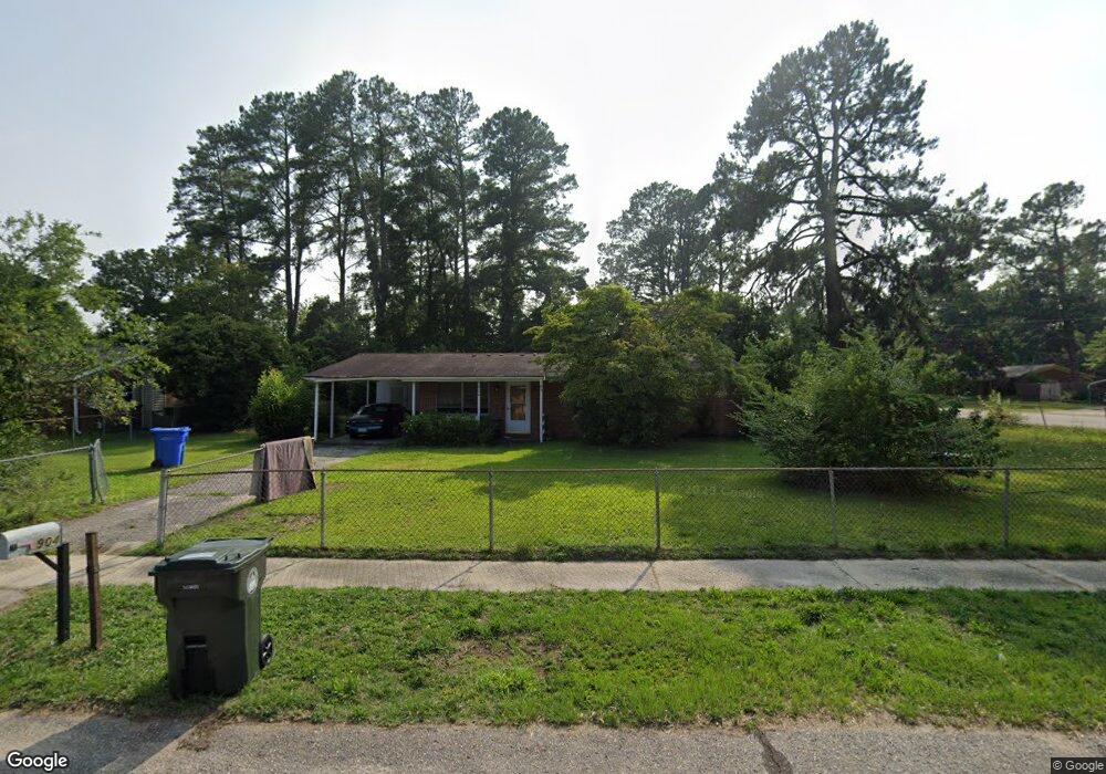 904 Montclair Rd, Fayetteville, NC 28314 - photo 1