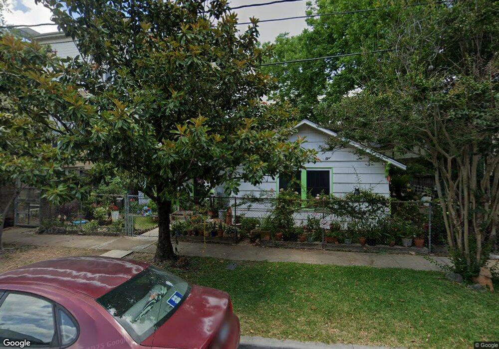 1832 Maryland St, Houston, TX 77006 - photo 1