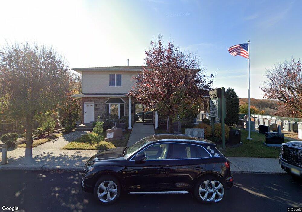 896 Clove Rd, Staten Island, NY 10301 - photo 1