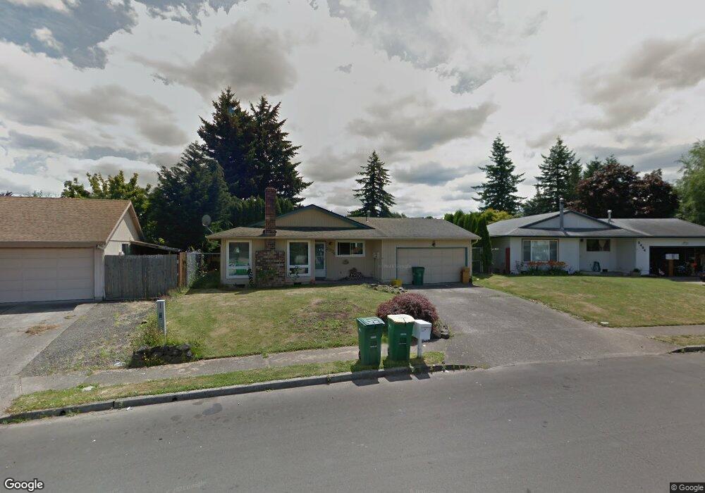 2336 SW 23rd St, Troutdale, OR 97060 - photo 1