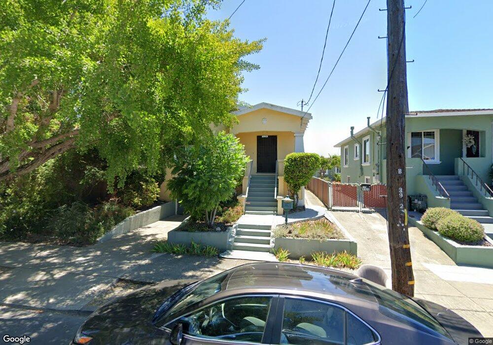 1124 Derby St, Berkeley, CA 94702 - photo 1