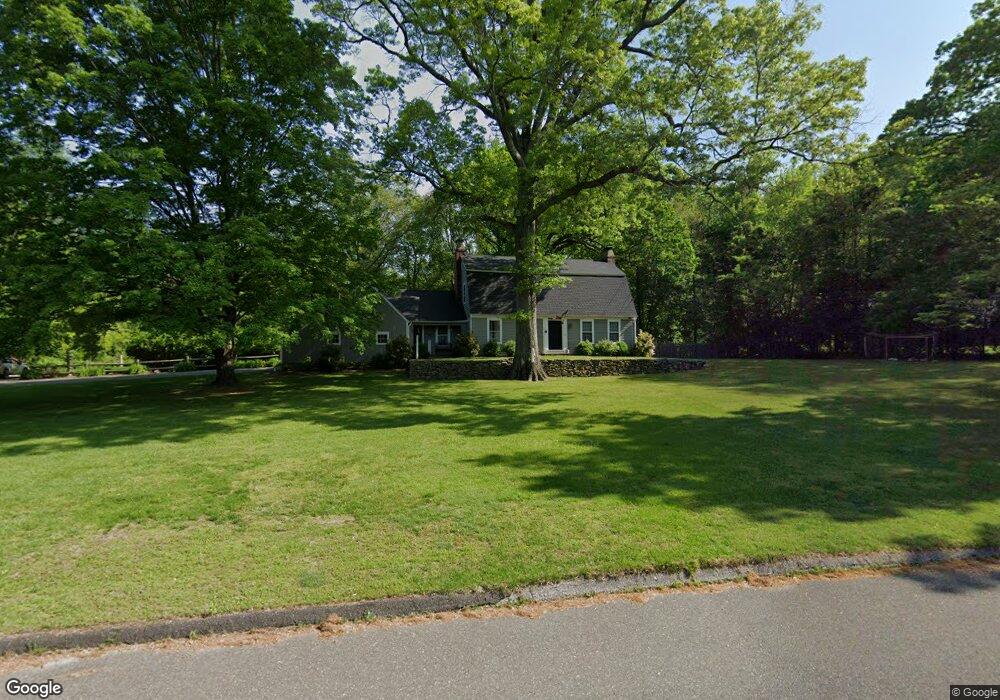 17 Carriage Dr, Trumbull, CT 06611 - photo 1