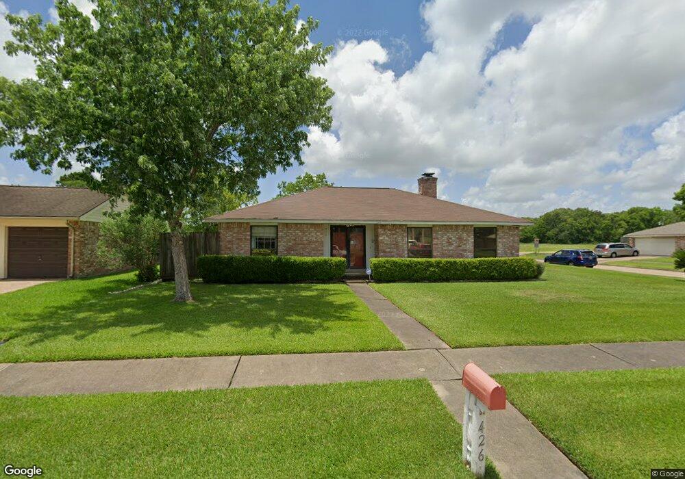 426 W Castle Harbour Dr, Friendswood, TX 77546 - photo 1