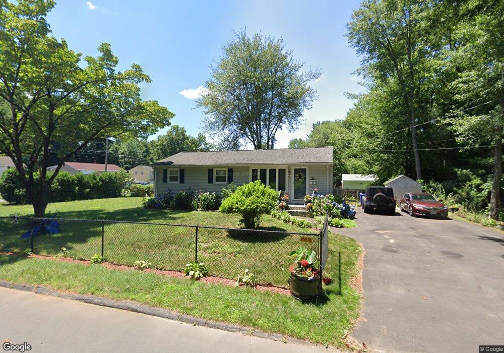 1 Banfield Ln, Bloomfield, CT 06002 - photo 1