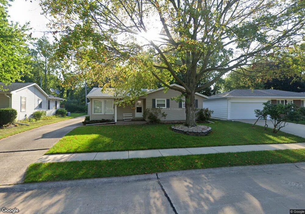 2432 3rd St, Moline, IL 61265 - photo 1