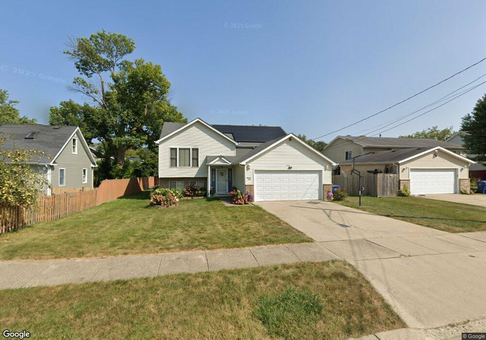 2409 N Frolic Ave, Waukegan, IL 60087 - photo 1