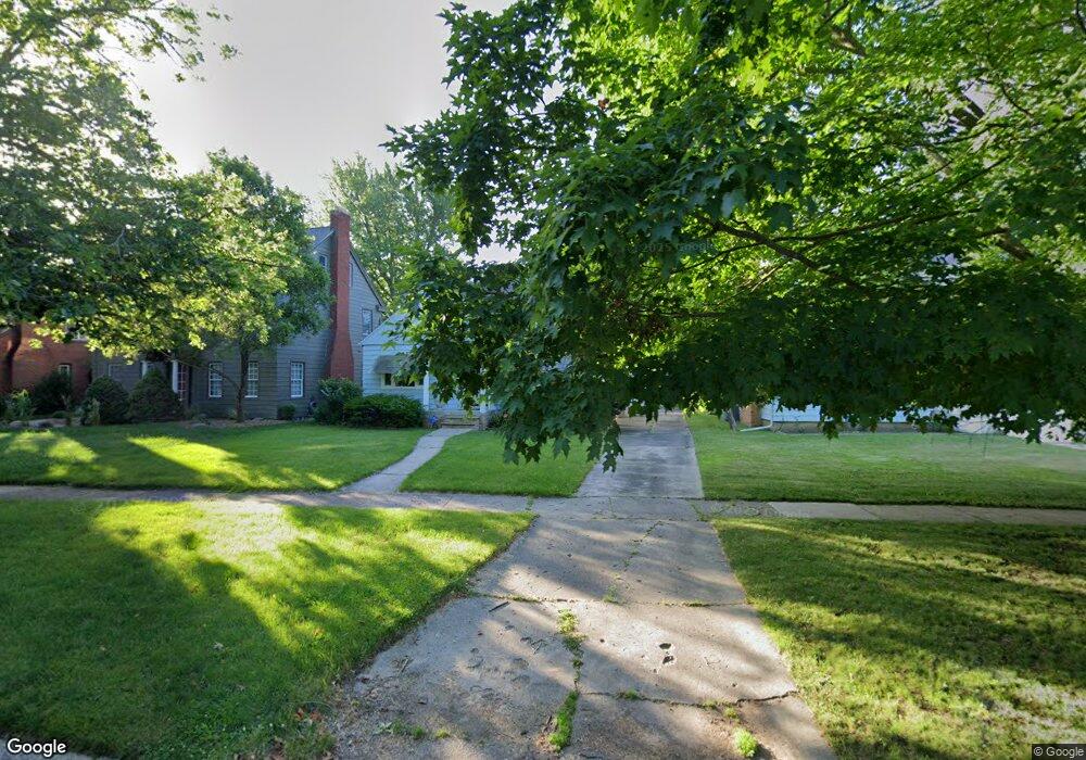 803 Commonwealth Ave, Flint, MI 48503 - photo 1