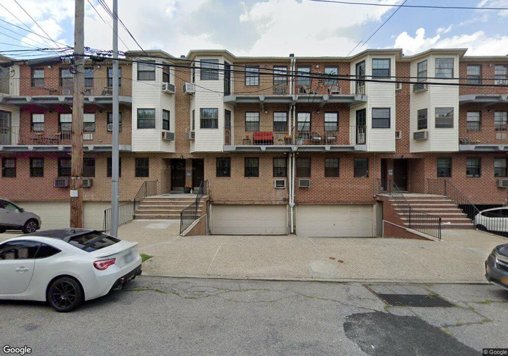 78-9 153rd Ave unit 3D, New York, NY 11414 - photo 1