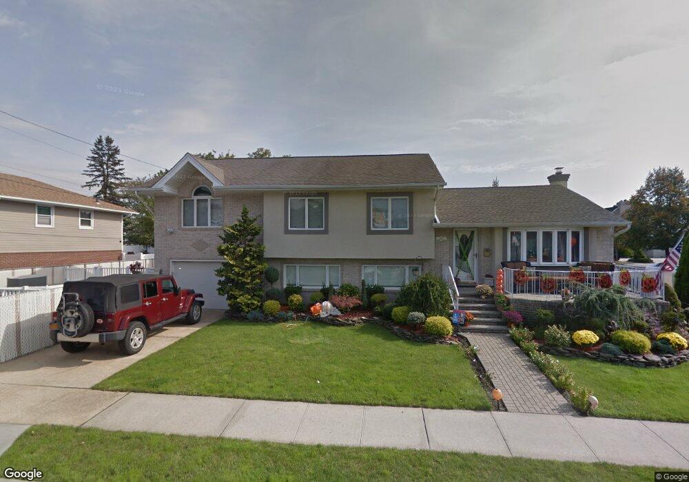 344 Garden City Rd, Franklin Square, NY 11010 - photo 1