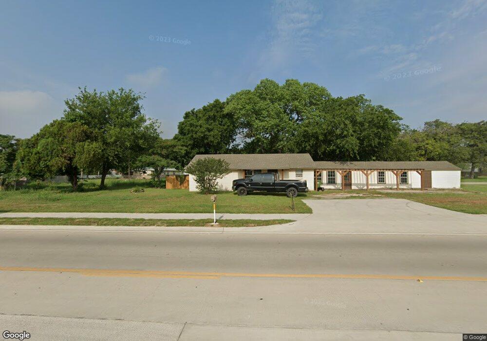 665 N Main St, Springtown, TX 76082 - photo 1