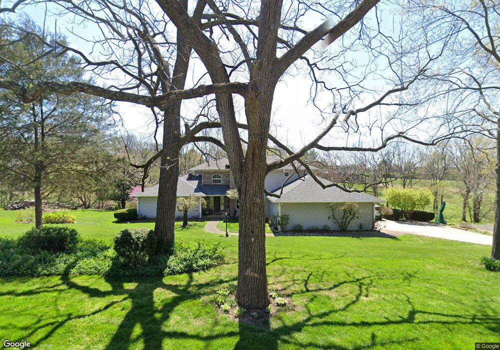 132 Farmbrook Cir, Frankfort, KY 40601 - photo 1