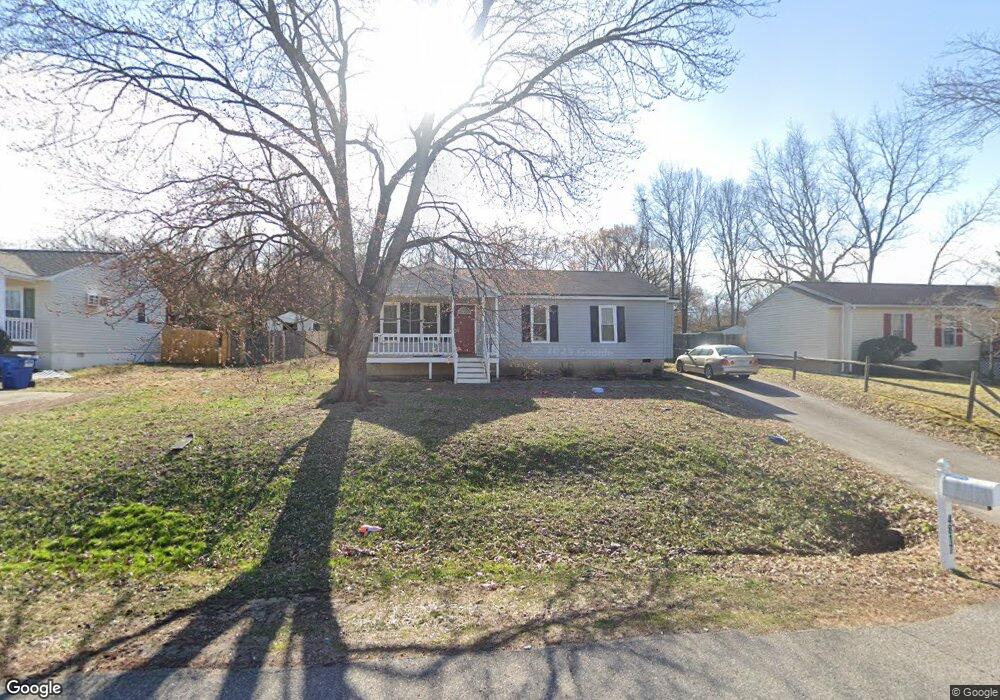 4817 Glen Tara Dr, Midlothian, VA 23112 - photo 1