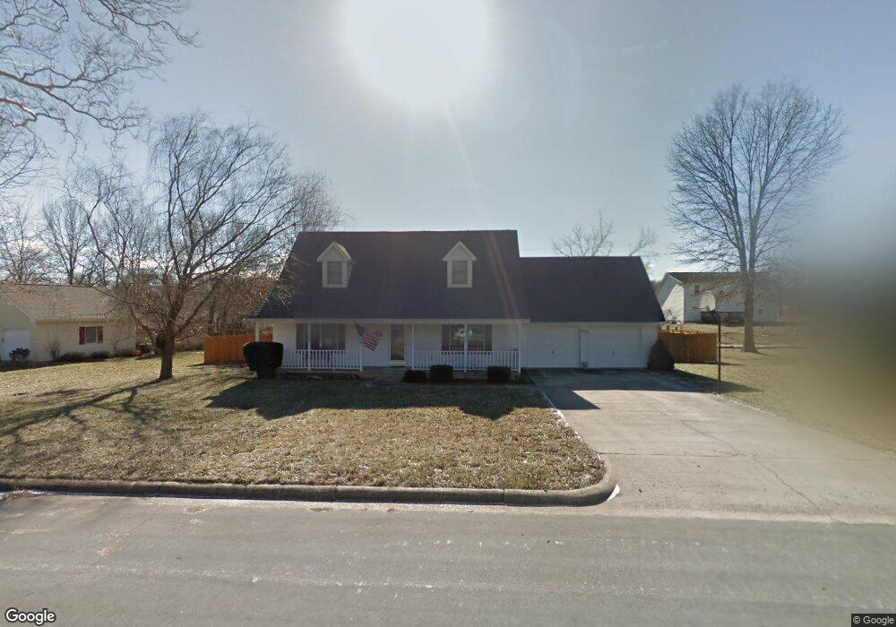 1310 Sycamore Dr, Rolla, MO 65401 - photo 1