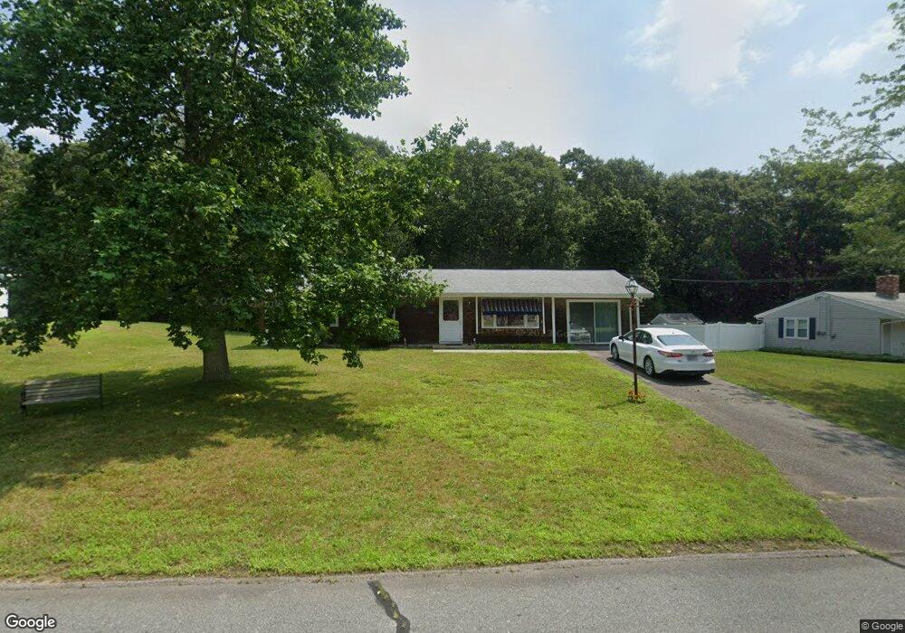 30 Sagamore Dr, South Dartmouth, MA 02748 - photo 1