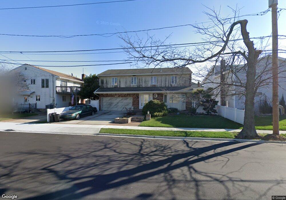 4101 Broadway, Island Park, NY 11558 - photo 1