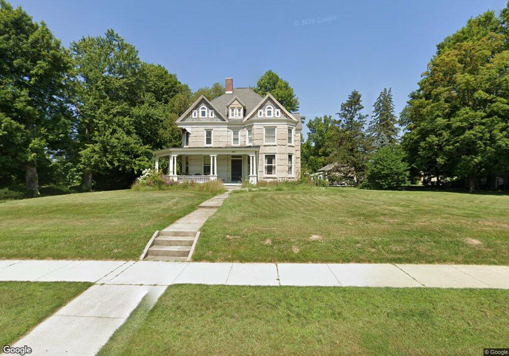 400 E 7th St, Auburn, IN 46706 - photo 1