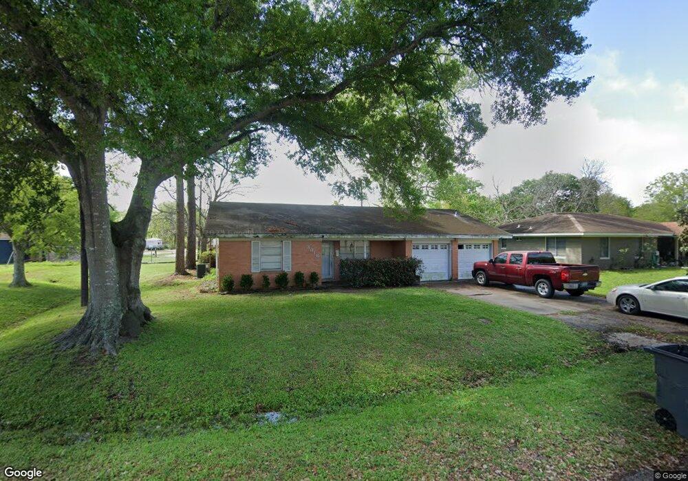 3316 3rd St, Bay City, TX 77414 - photo 1