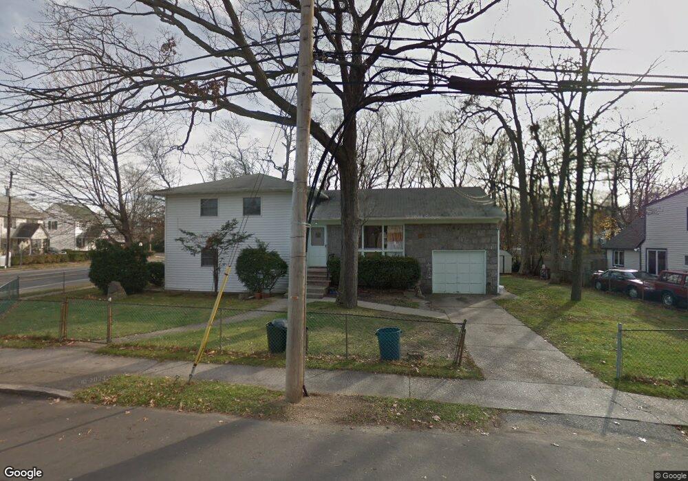 1035 Great Neck Rd, Copiague, NY 11726 - photo 1