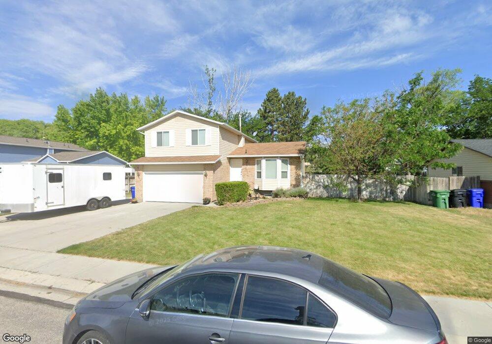 9254 S Judd Ln, West Jordan, UT 84088 - photo 1