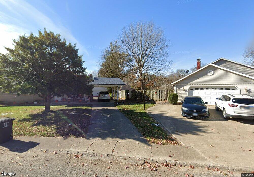 67 S Lakewood Dr, Effingham, IL 62401 - photo 1