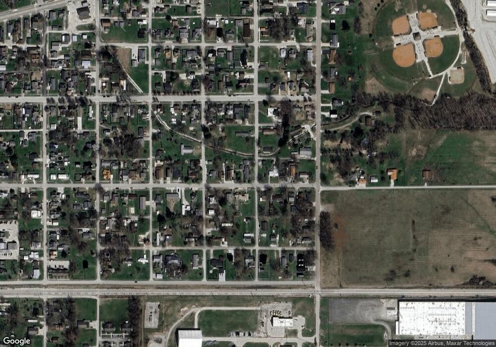 90 11th St SE, Linton, IN 47441 - photo 1