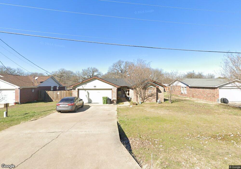 704 Shady Grove Dr, Granbury, TX 76049 - photo 1