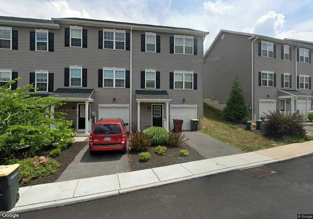 2054 Arey Ln, Whitehall, PA 18052 - photo 1