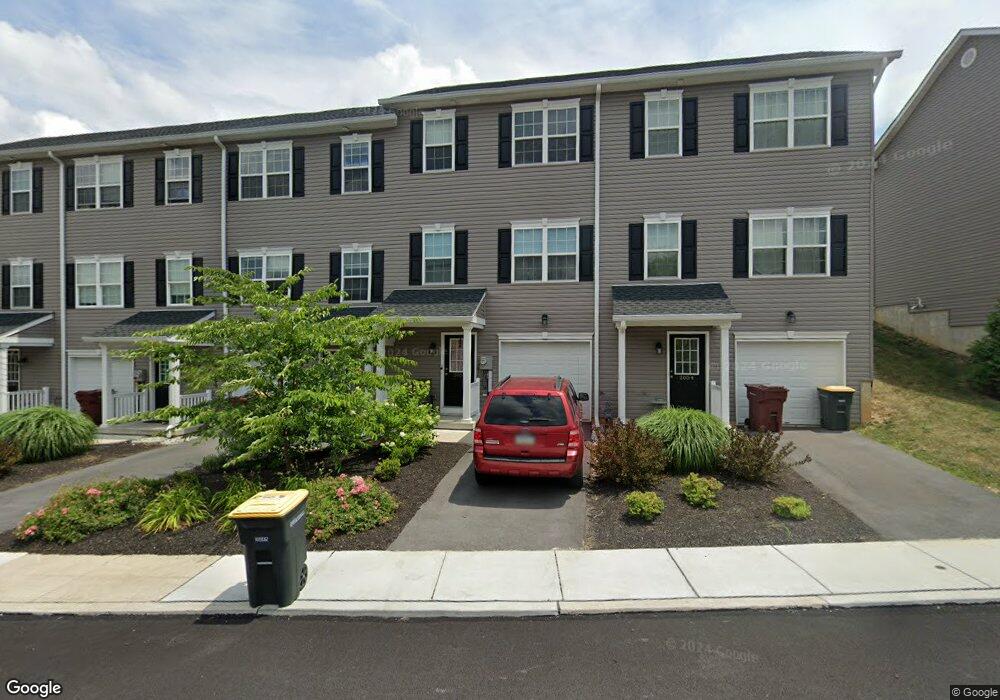 2052 Arey Ln, Whitehall, PA 18052 - photo 1