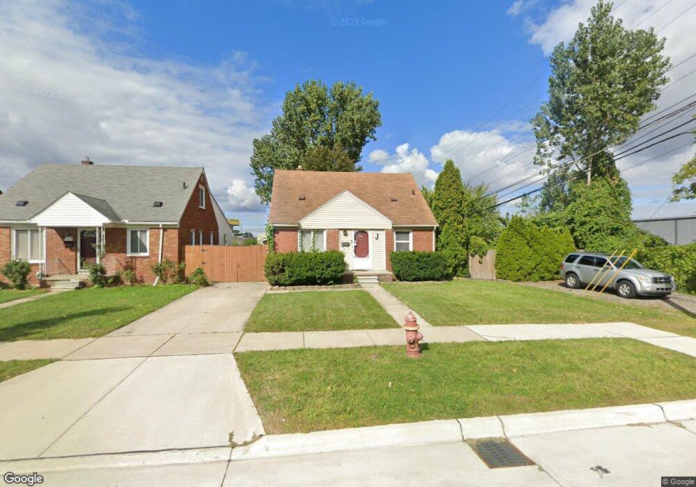 27391 Leroy St, Roseville, MI 48066 - photo 1