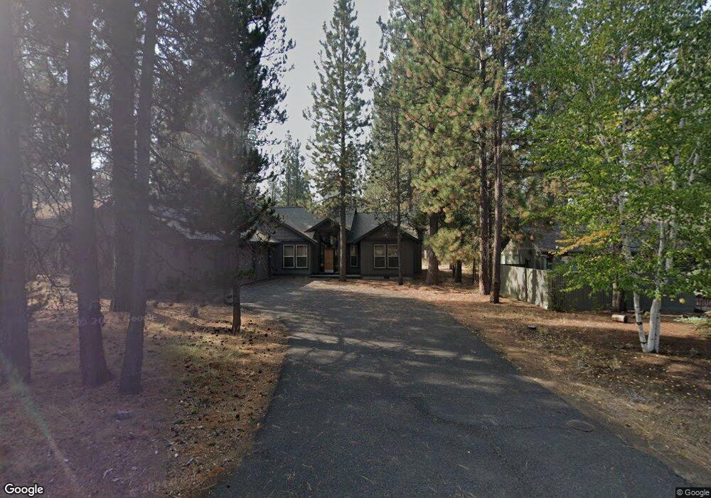 17745 Topflite Ln, Bend, OR 97707 - photo 1