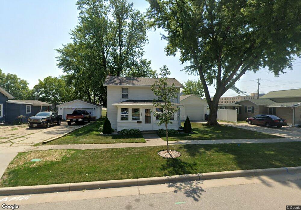 239 Franklin St, Evansville, WI 53536 - photo 1