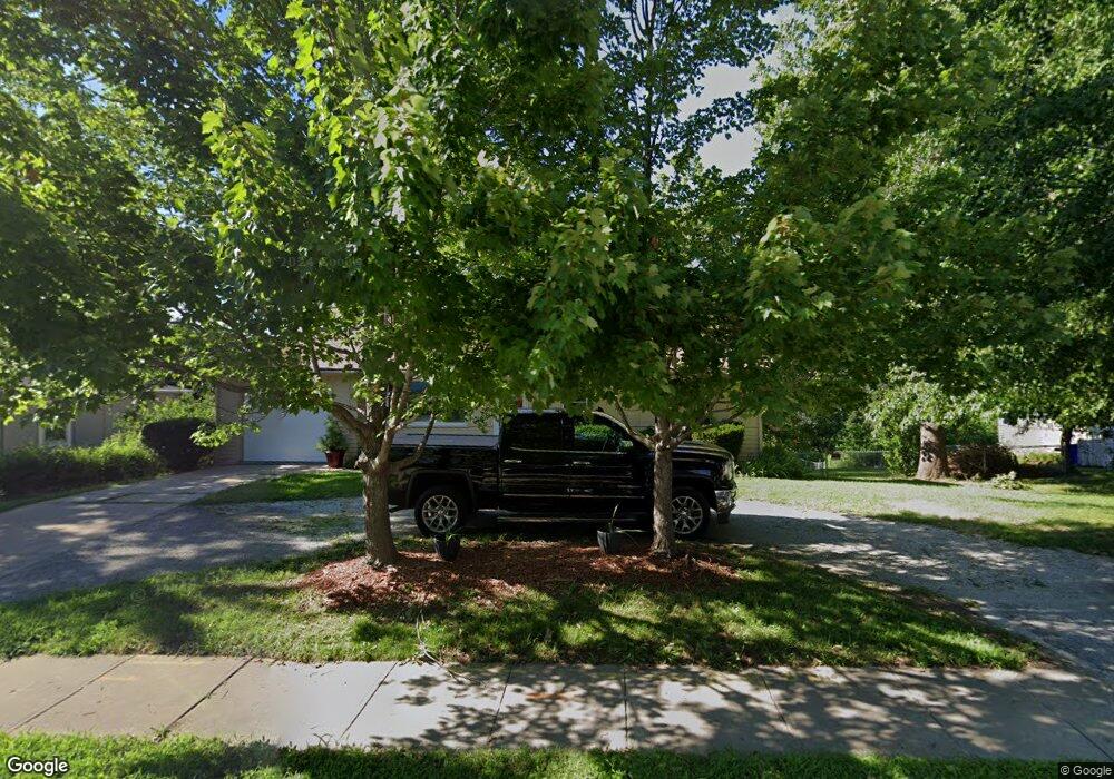 9904 W 53rd St, Shawnee, KS 66203 - photo 1