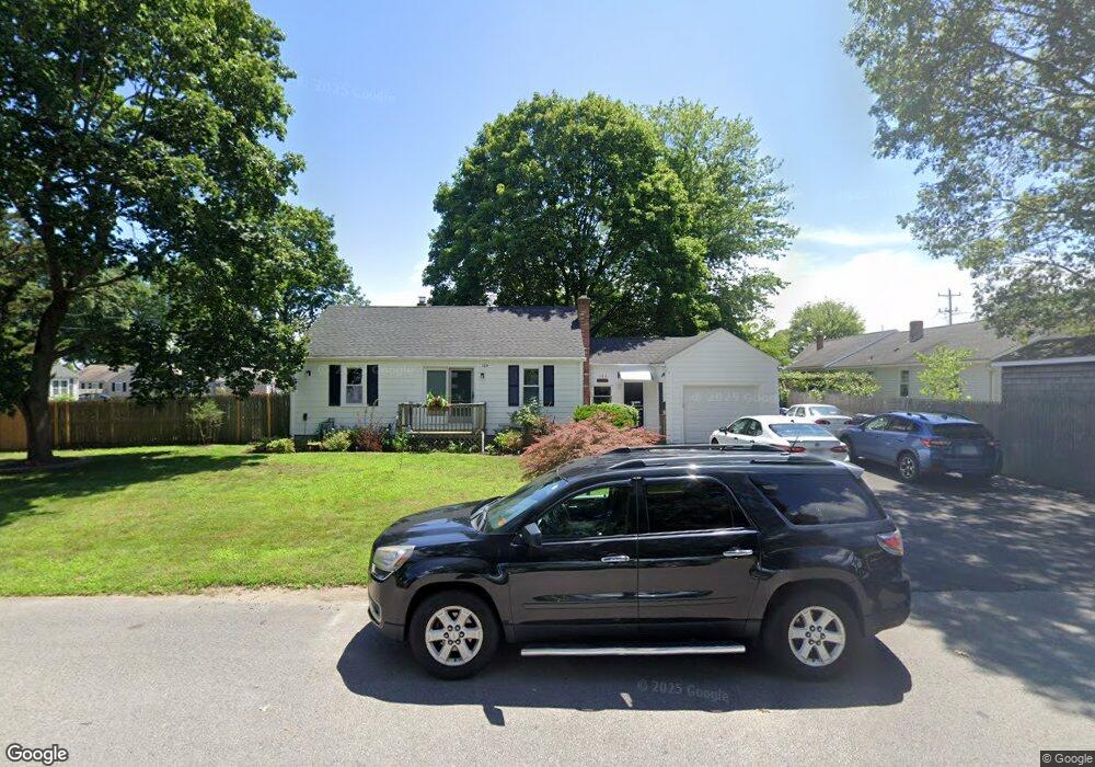 164 Endicott Dr, Warwick, RI 02886 - photo 1