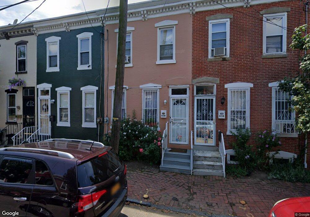 638 Clinton St, Camden, NJ 08103 - photo 1