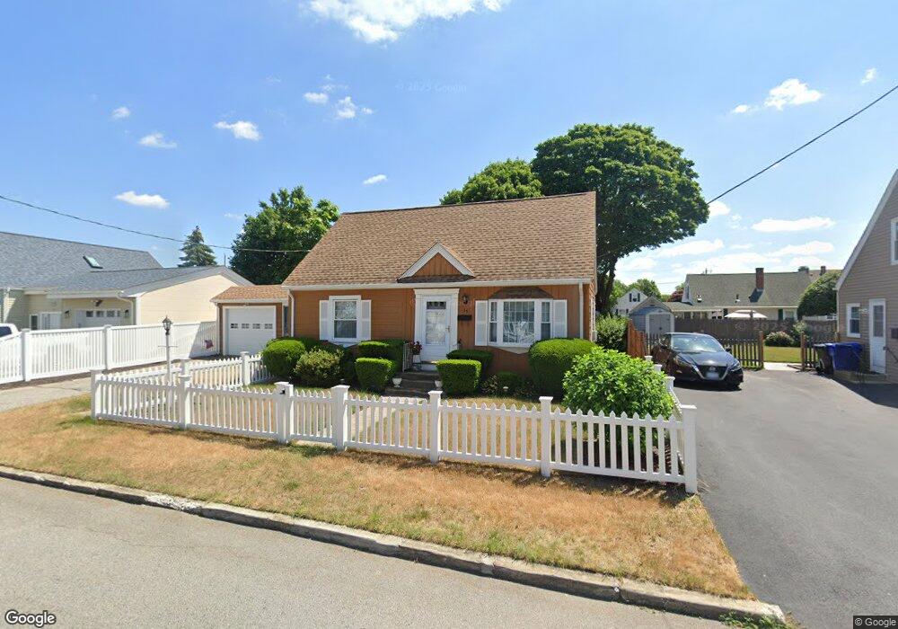 15 Cumberland St, Pawtucket, RI 02861 - photo 1