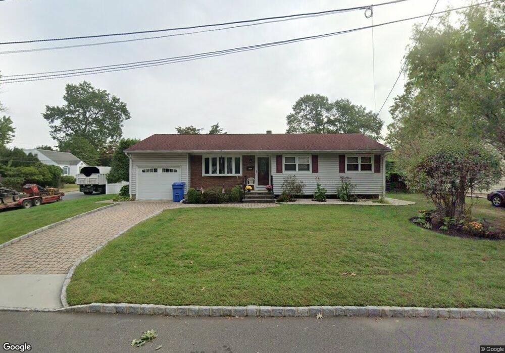 533 Longfellow Ave, Piscataway, NJ 08854 - photo 1