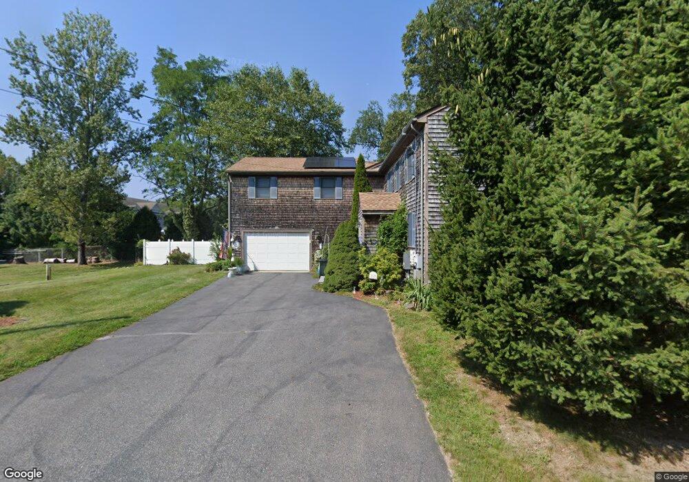 1 Lake Ave, Barrington, RI 02806 - photo 1