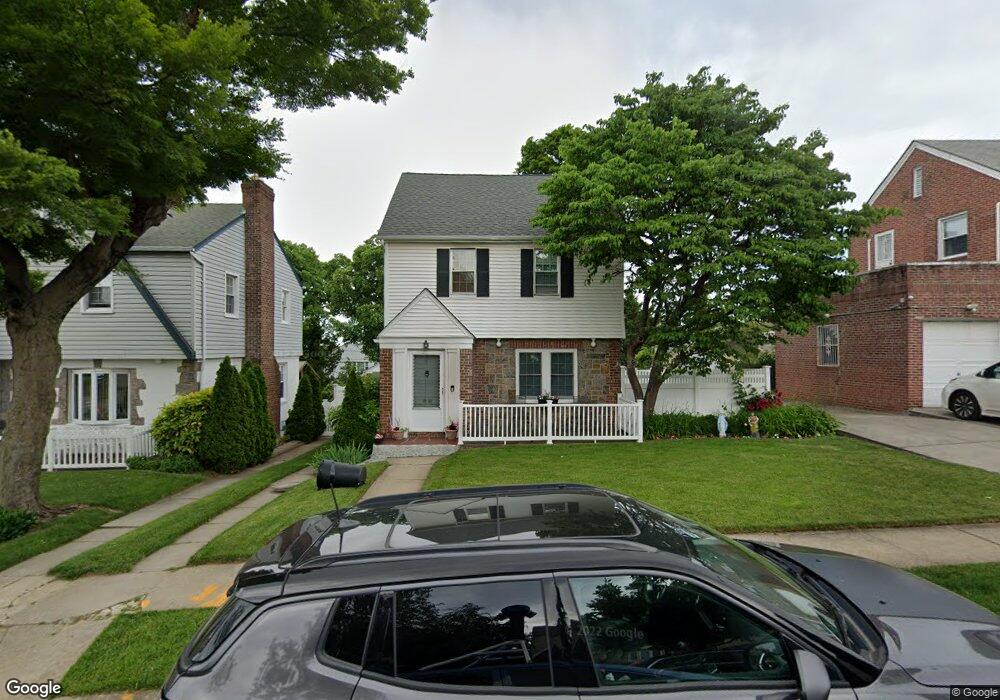 1523 146th St, Whitestone, NY 11357 - photo 1