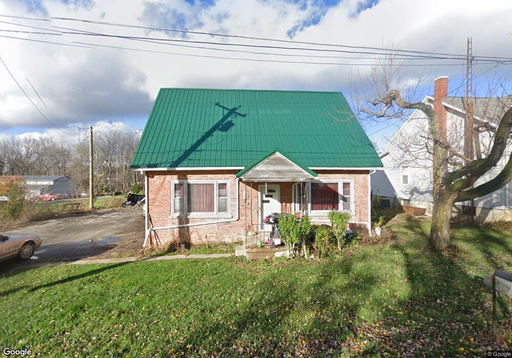 15965 Sidney St, Wapakoneta, OH 45895 - photo 1