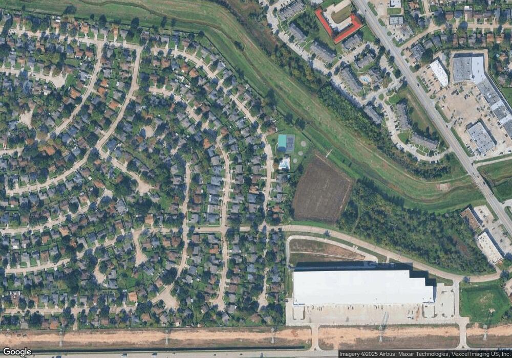 3219 Edgecreek Dr, Houston, TX 77066 - photo 1