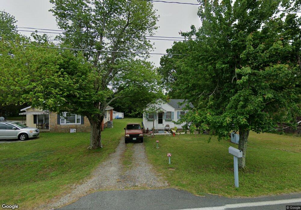 1118 E Fairfield Rd, High Point, NC 27263 - photo 1